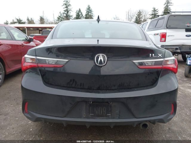 Acura ILX Premium Package Image 15