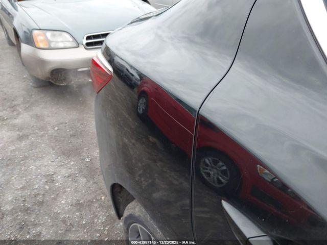 Acura ILX Premium Package Image 16