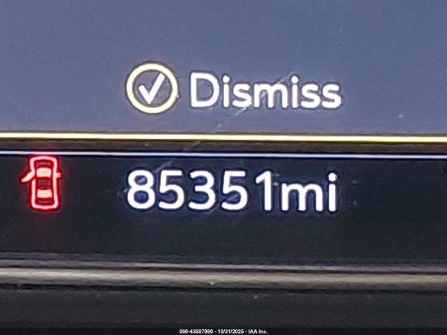 GMC Sierra 1500 Image 11