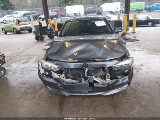 BMW 3 Series Xdrive Image 14