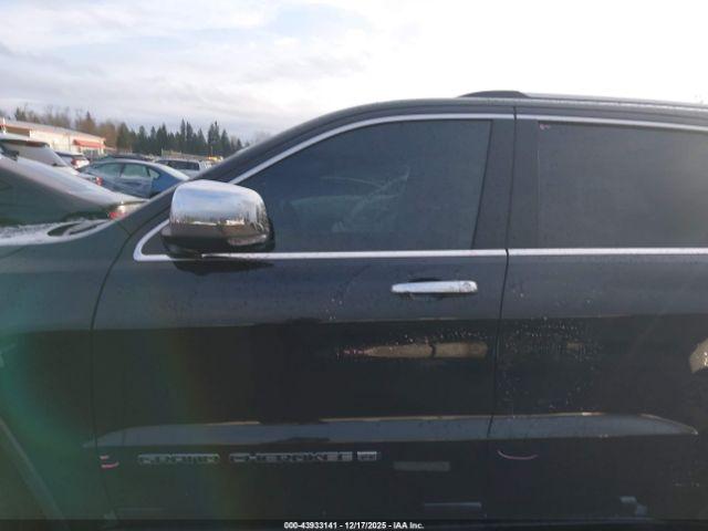 Jeep Grand Cherokee Limited Image 12