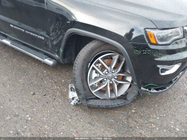 Jeep Grand Cherokee Limited Image 16