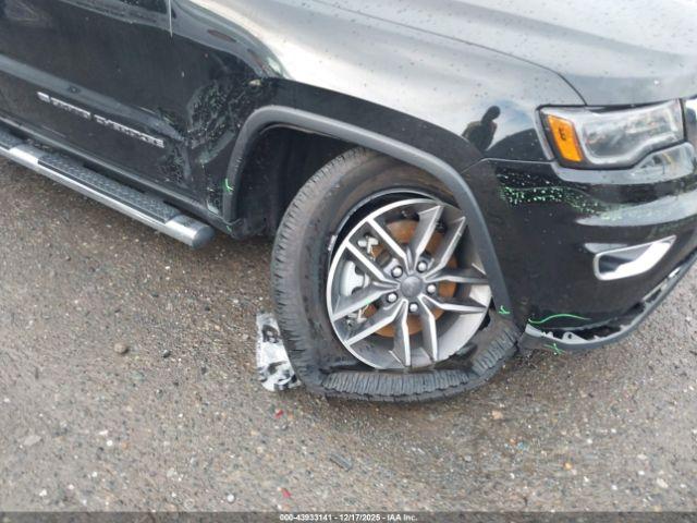 Jeep Grand Cherokee Limited Image 16