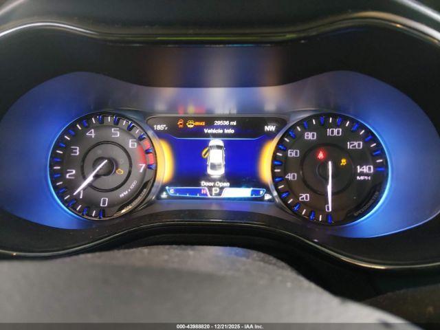 Chrysler 200 S Image 15