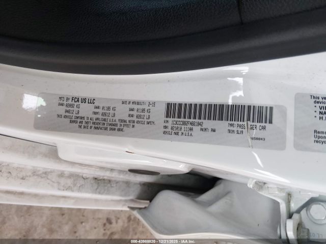 Chrysler 200 S Image 11