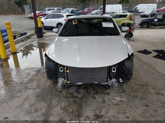 Chrysler 200 S Image 9