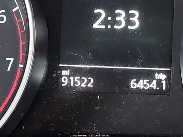 Volkswagen Golf Tsi S 4-door Image 8