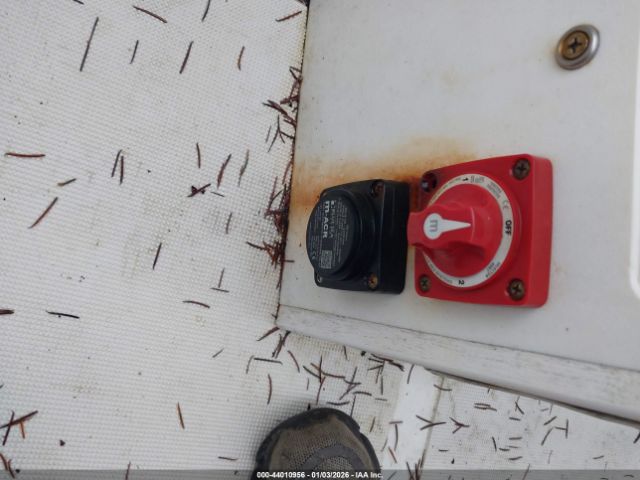 Viking Livingston 18  Boat & Tra Image 17