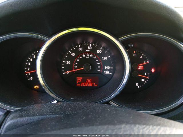 Kia Sorento Lx Image 8